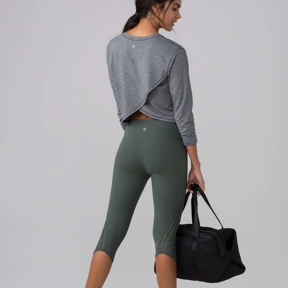 Lululemon Pushing Limits Long Sleeve - Picture 3 of 3